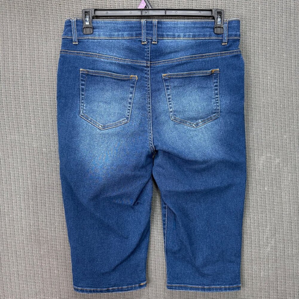 Faith Jeans Womens Size 14W Blue Capri Distressed Denim Pants Keep The Faith - Picture 2 of 8